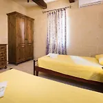 The Palms - Farmhouse With Private Pool In Island Of Gozo