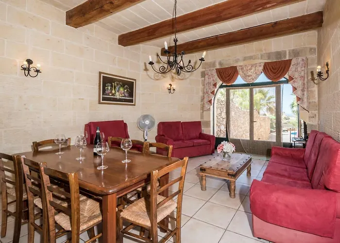Hotel The Palms - Farmhouse With Private Pool In Island Of Gozo Nadur