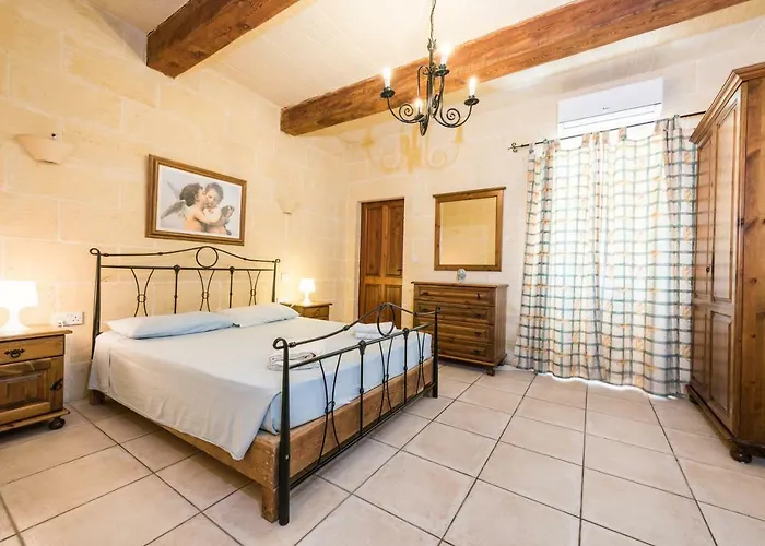 Hotel The Palms - Farmhouse With Private Pool In Island Of Gozo