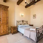 Отель The Palms - Farmhouse With Private Pool In Island Of Gozo