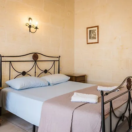 The Palms - Farmhouse With Private Pool In Island Of Gozo Ferienhaus *