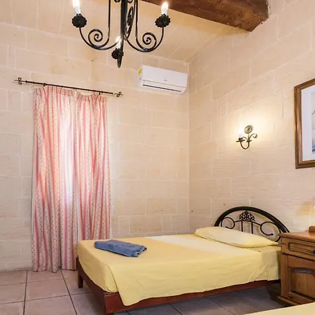 The Palms - Farmhouse With Private Pool In Island Of Gozo