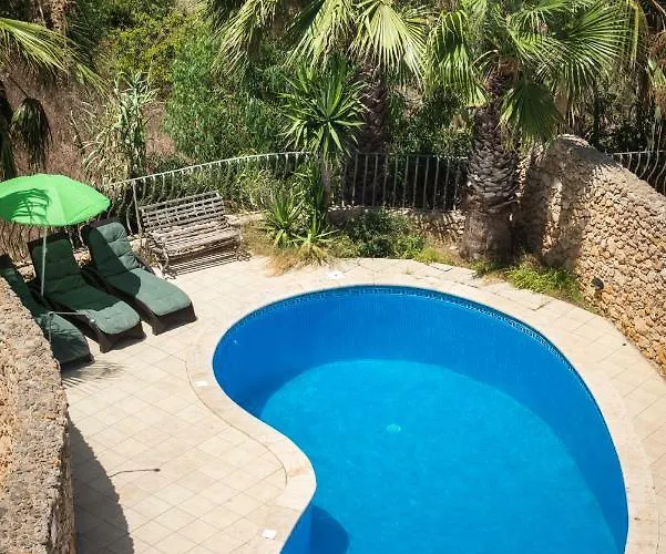 The Palms - Farmhouse With Private Pool In Island Of Gozo Hotel Nadur