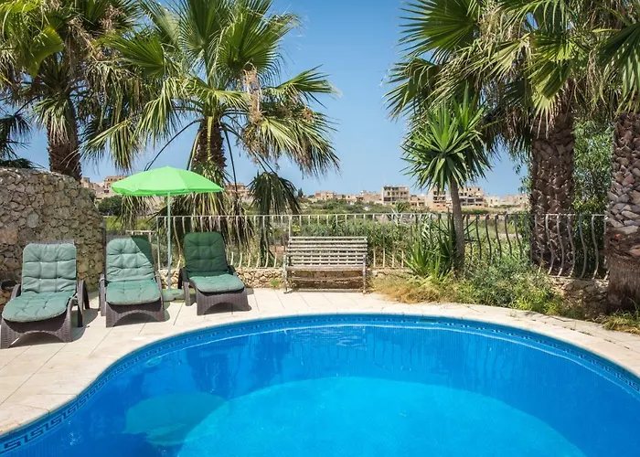 Hotel The Palms - Farmhouse With Private Pool In Island Of Gozo *
