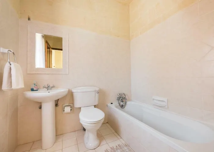 The Palms - Farmhouse With Private Pool In Island Of Gozo