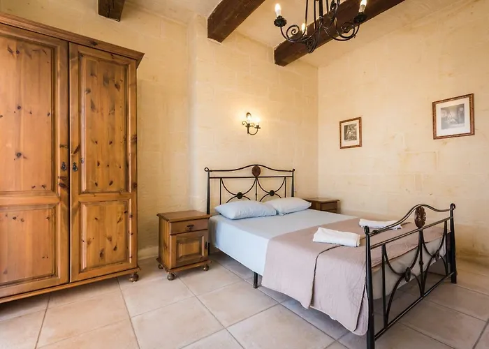 Hotel The Palms - Farmhouse With Private Pool In Island Of Gozo